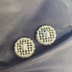 Coro Vintage clip on earrings